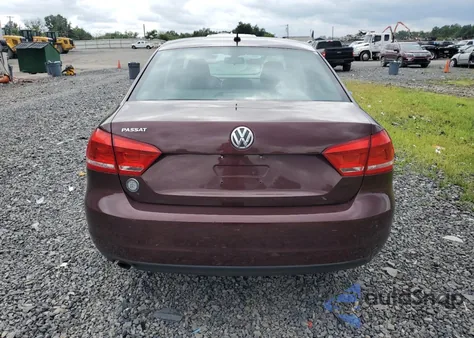 2014 Volkswagen Passat S z USA, uszkodzony, nr VIN 1VWAP7A30EC007521